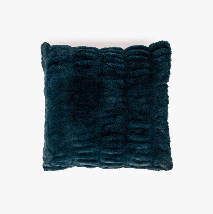 Housse de Coussin en Fausse Fourrure Bleu Foncé ALASKA – Image 1