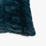Housse de Coussin en Fausse Fourrure Bleu Foncé ALASKA – Image 2