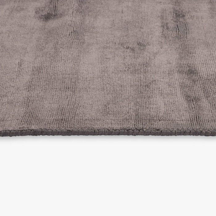 Tapete Tufado Viscose Cinza Escuro 70x110 MIRA - Image 2