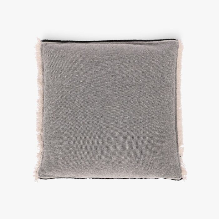 Housse de Coussin à Franges Noir LISSE – Image 1