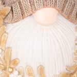 Gnome avec couronne LED beige 26 cm NEW BRIGHT – Image 3