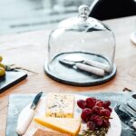 Cloche à gâteau en marbre vert avec cloche en verre MARBLE – Image 2